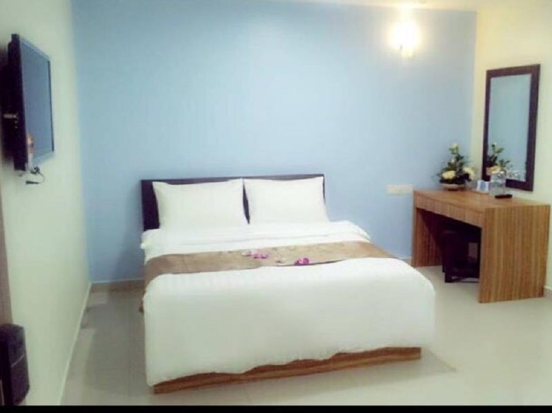 Brezza Hotel Lumut Kültér fotó
