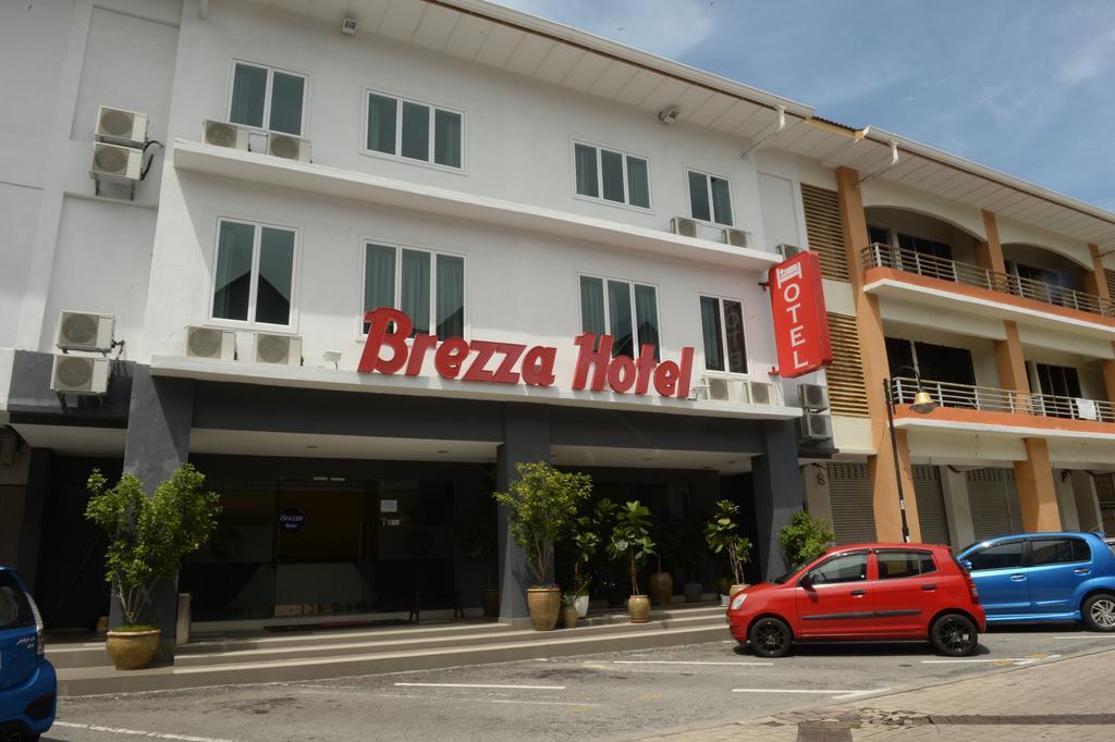 Brezza Hotel Lumut Kültér fotó